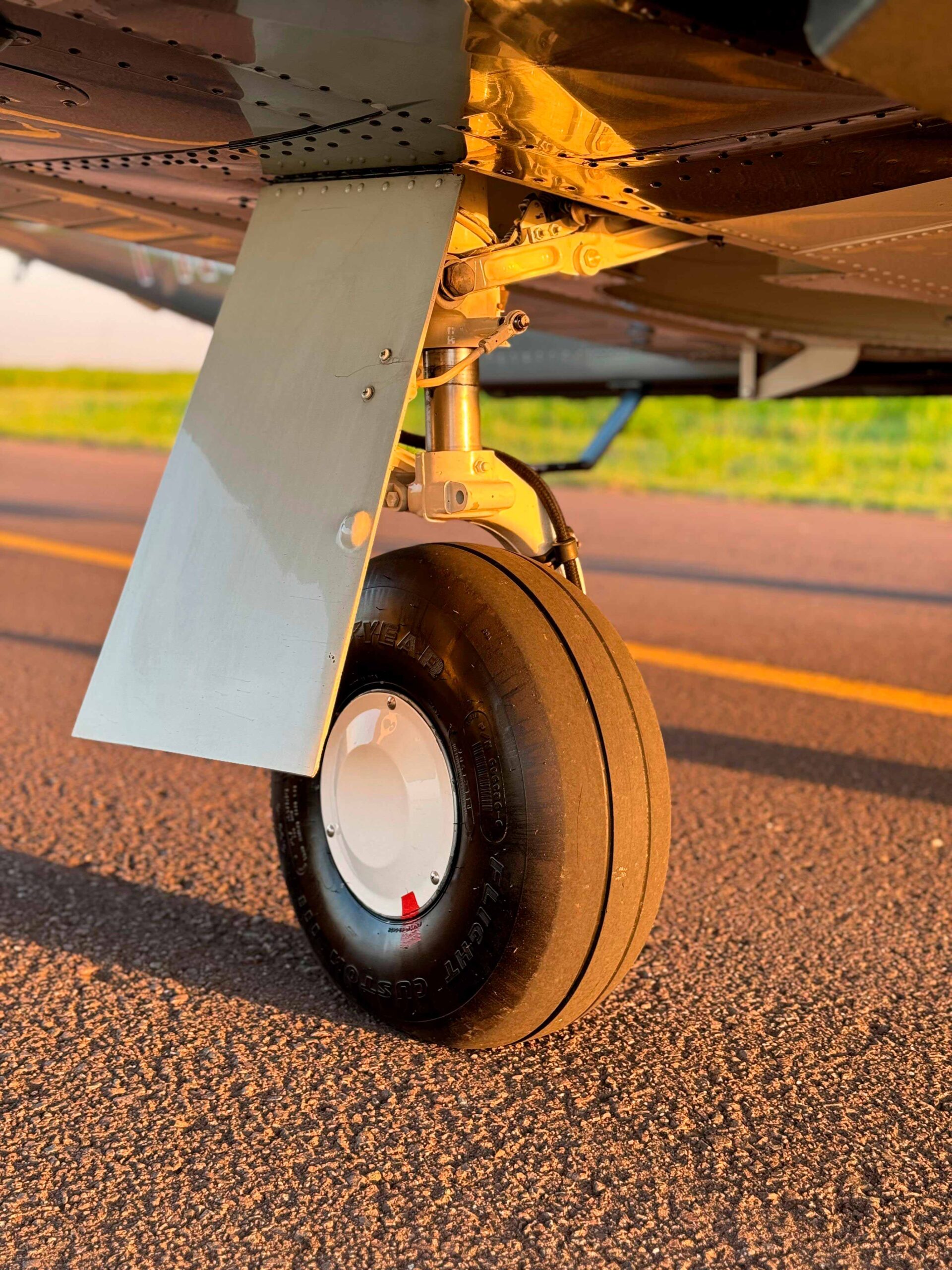 Avião Piper Seneca V PA-34-220T – Ano 2002 – 2.056 H.T.