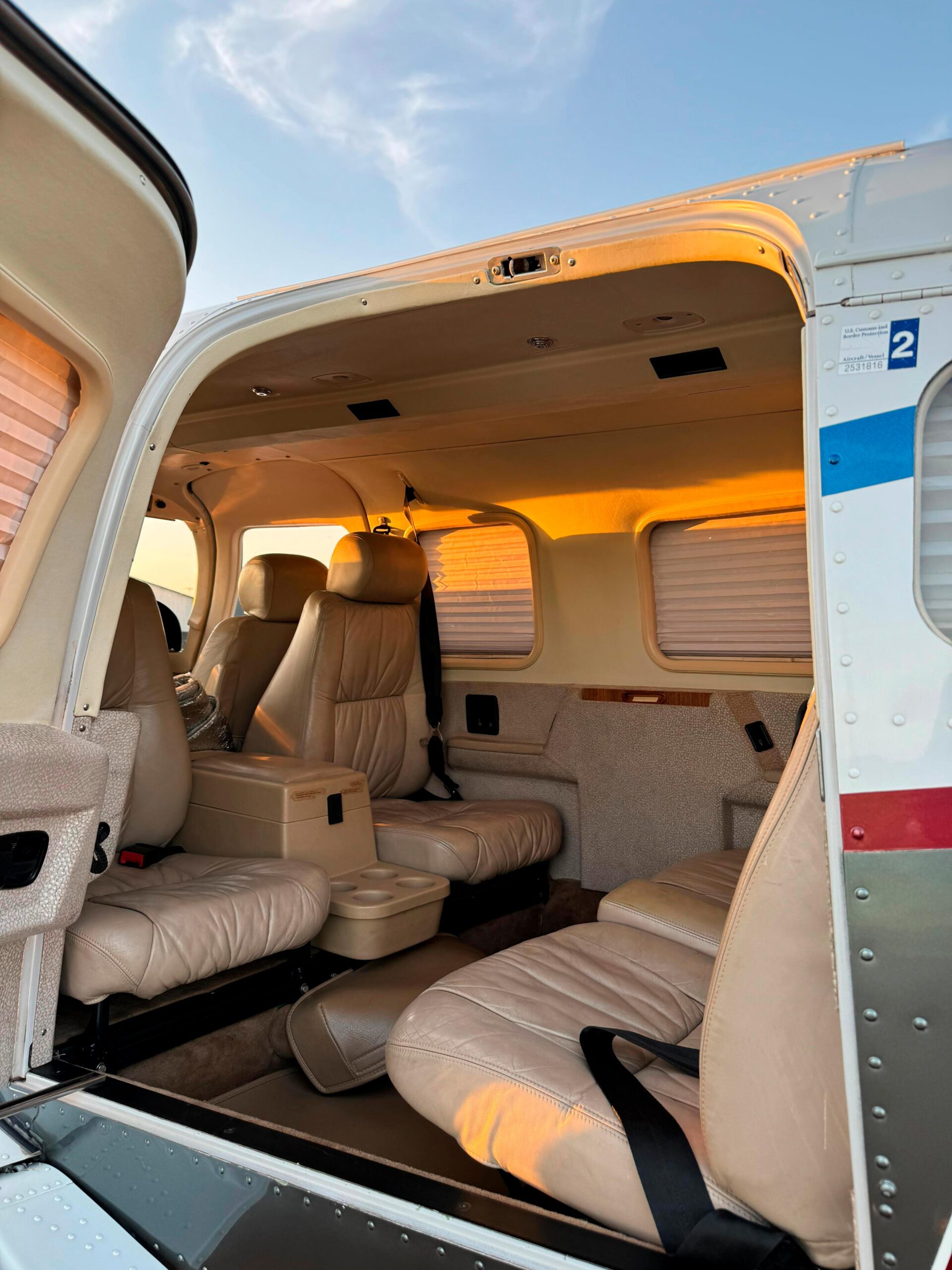 Avião Piper Seneca V PA-34-220T – Ano 2002 – 2.056 H.T.