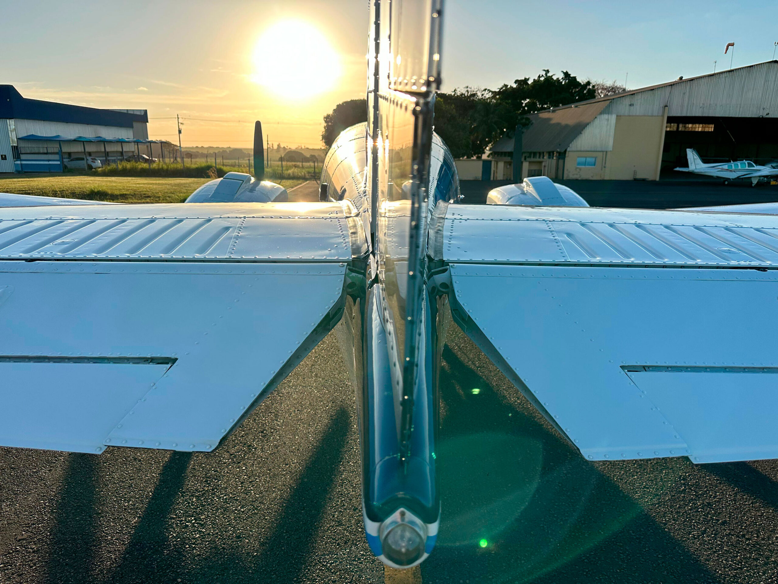 Avião Beechcraft Baron B58 – Ano 1994 – 3.200 H.T.