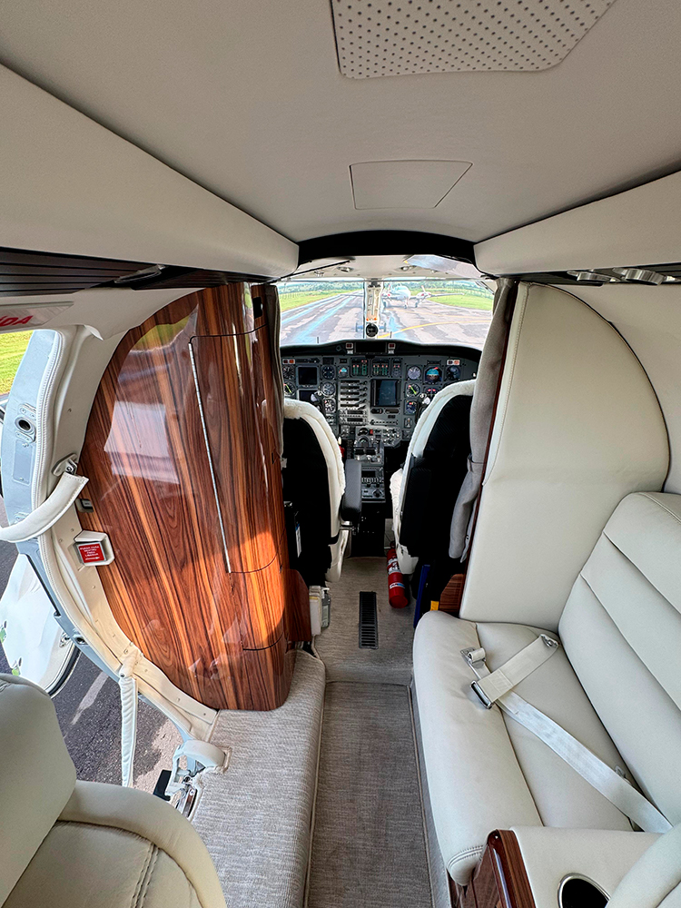 Avião Cessna Citation Jet 525 – Ano 1999 – 6.500 H.T.