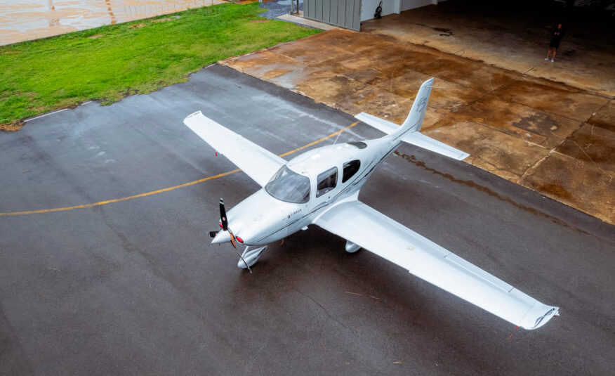 Cirrus SR22 G3 GTS – Ano 2007 – 2.300 H.T.