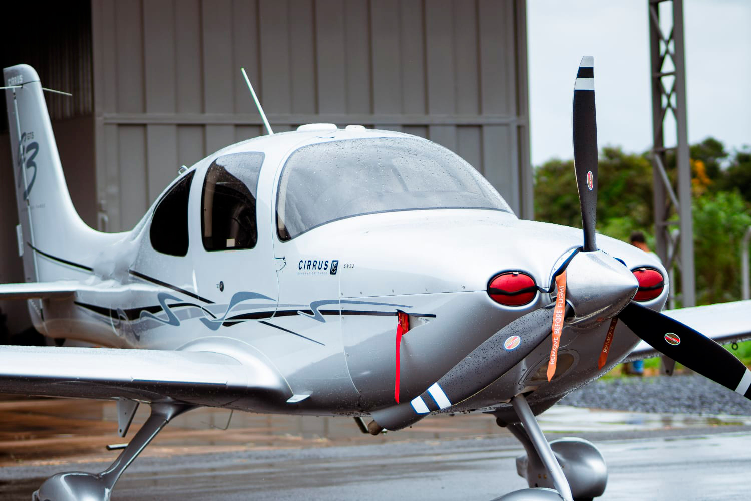 Cirrus SR22 G3 GTS – Ano 2007 – 2.300 H.T.