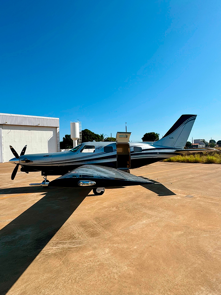 Avião Piper Jetprop – Ano 2004 – 3.100 H.T.