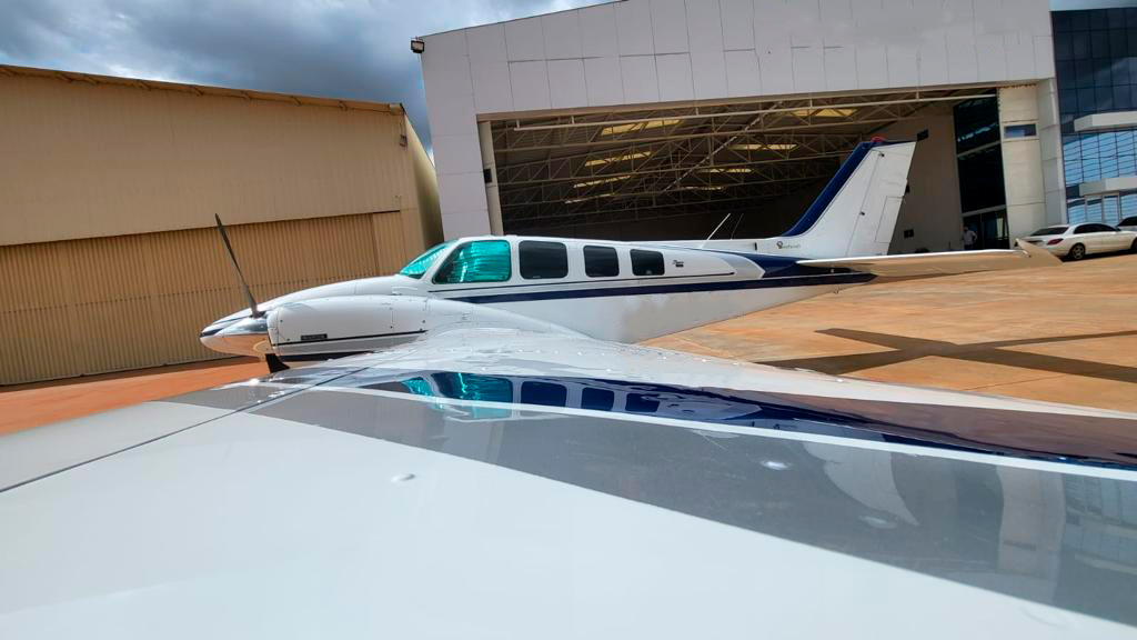 Avião Beechcraft Baron 58 – Ano 1972 – 5.083 H.T.