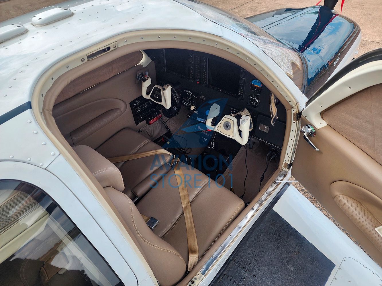 Avião Beechcraft Bonanza G36 – Ano 2006 – 1.816 H.T.