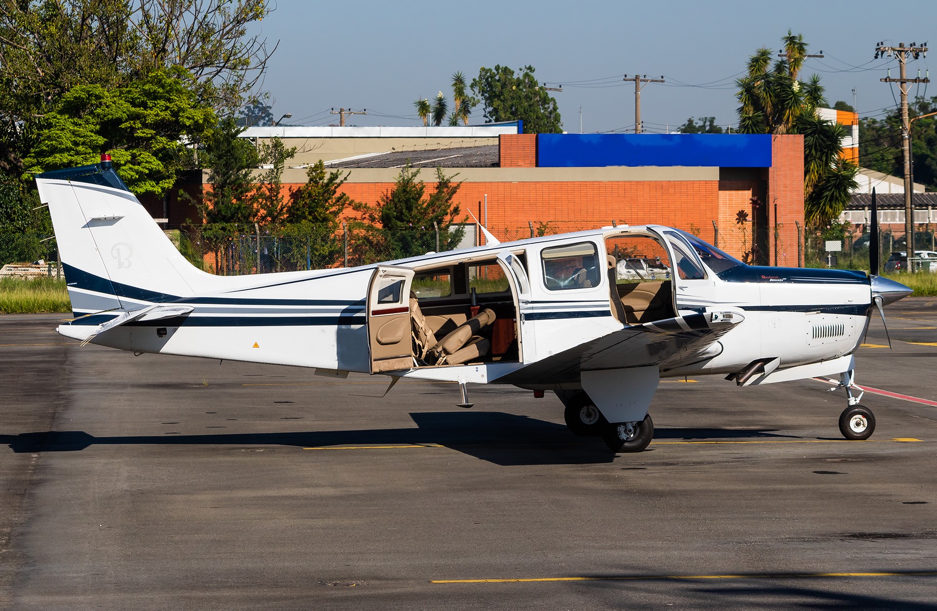 Avião Beechcraft Bonanza G36 – Ano 2006 – 1.816 H.T.