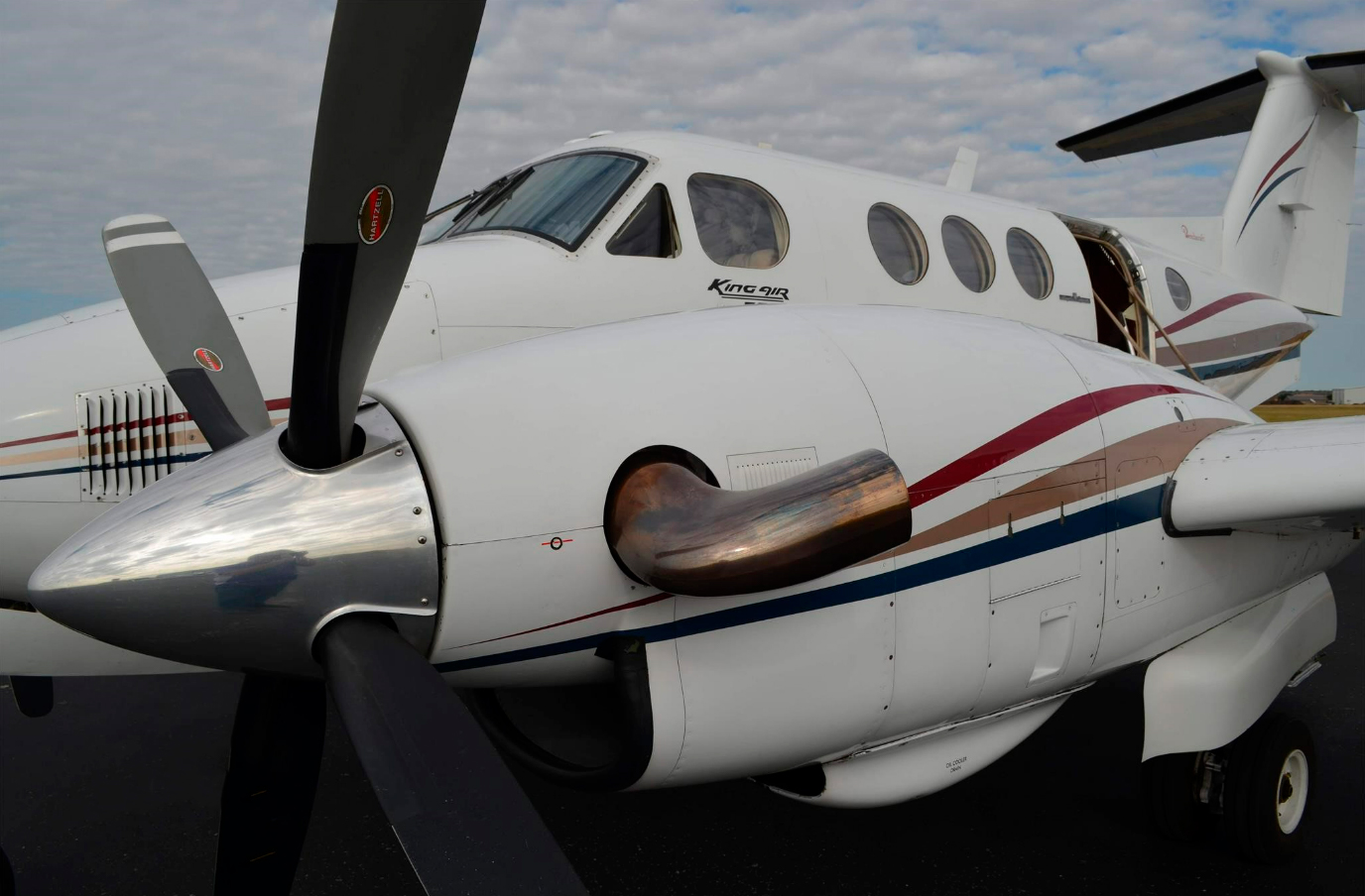 Beechcraft King Air – Ano 1981 – 6.395 H.T.
