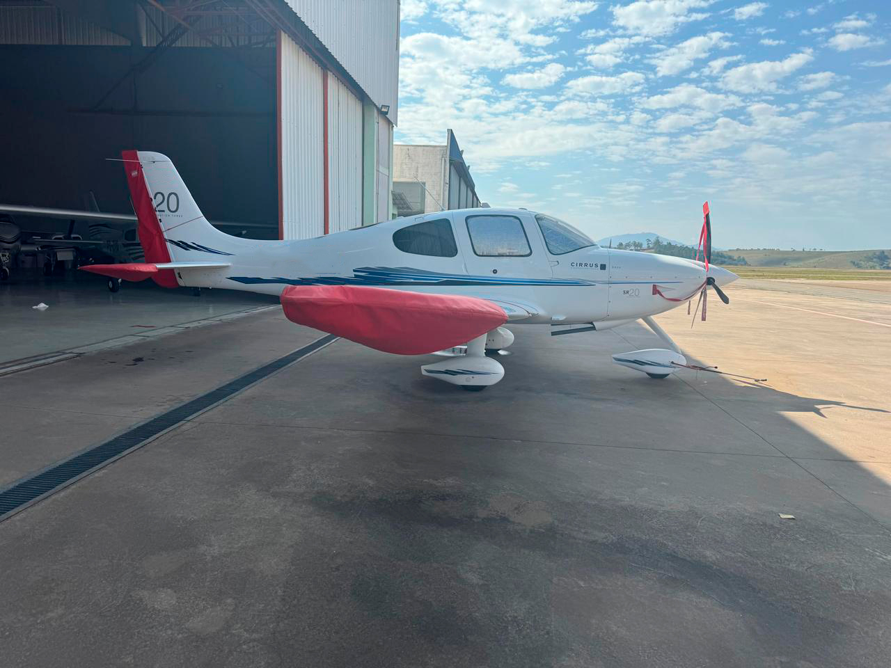 Cirrus SR20 G3 – Ano 2008 – 1.323 H.T.