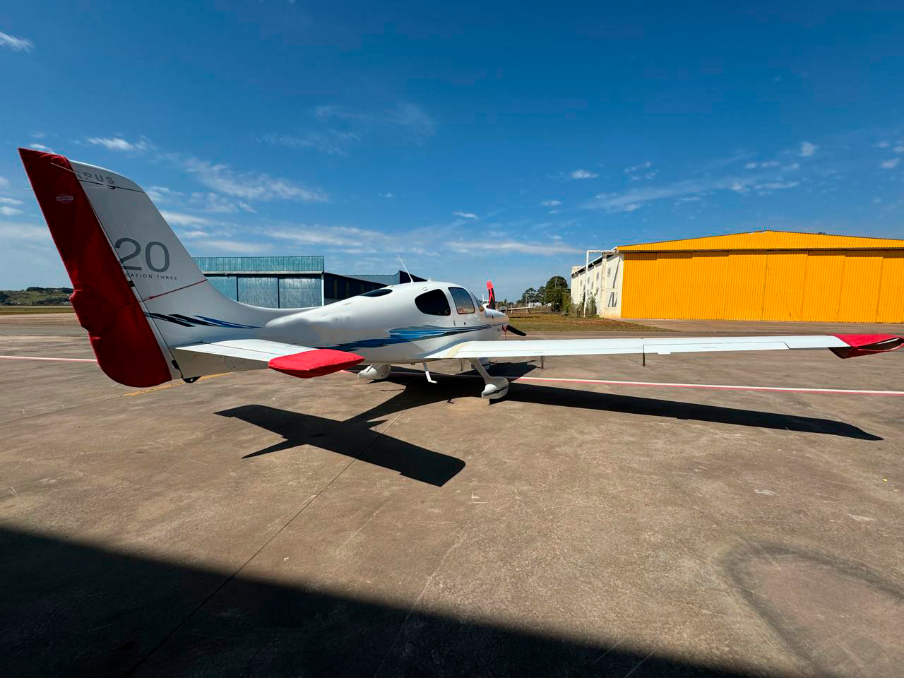 Cirrus SR20 G3 – Ano 2008 – 1.323 H.T.