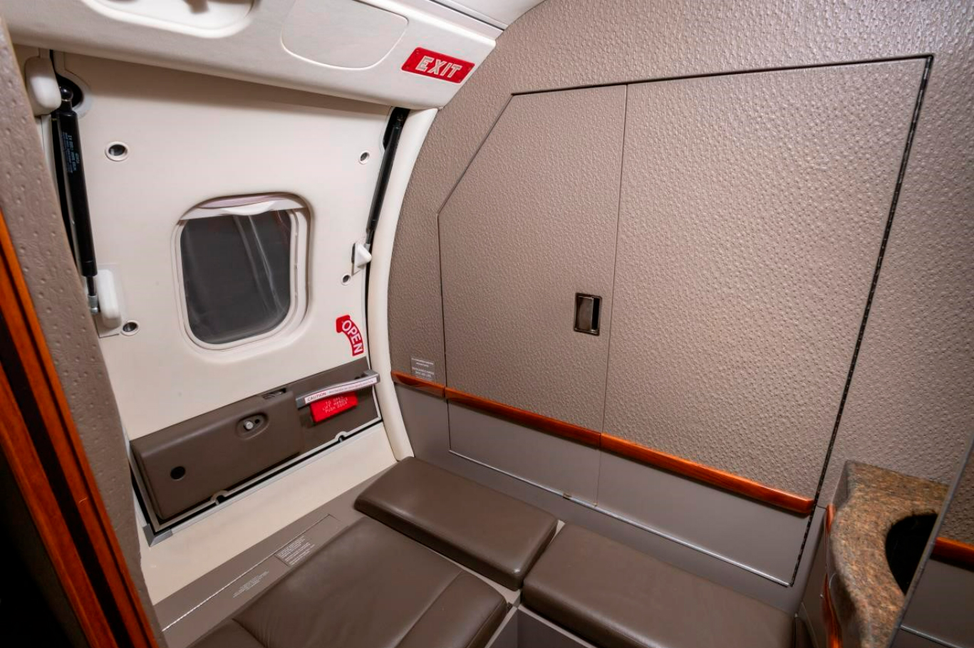 Avião Learjet 60 – Ano 1995 à Venda