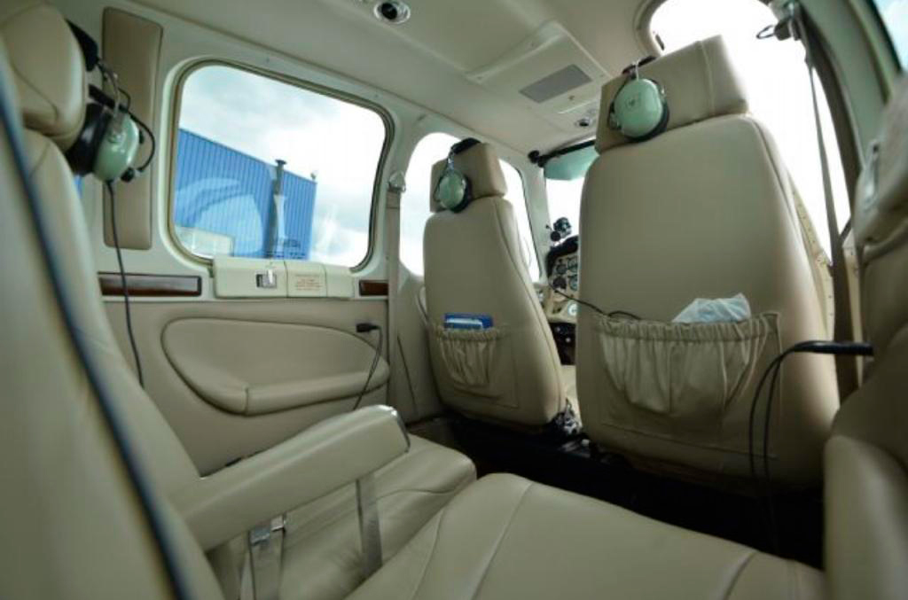 Beechcraft Bonanza F33A – Ano 1992 – 3.488 H.T.