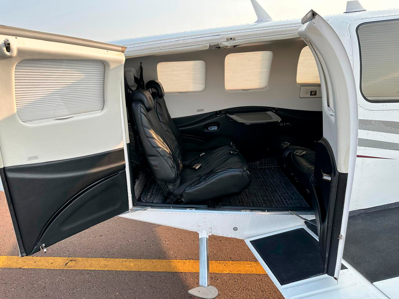 Avião Beechcraft Bonanza G36 – Ano 2006 – 1.500 H.T.