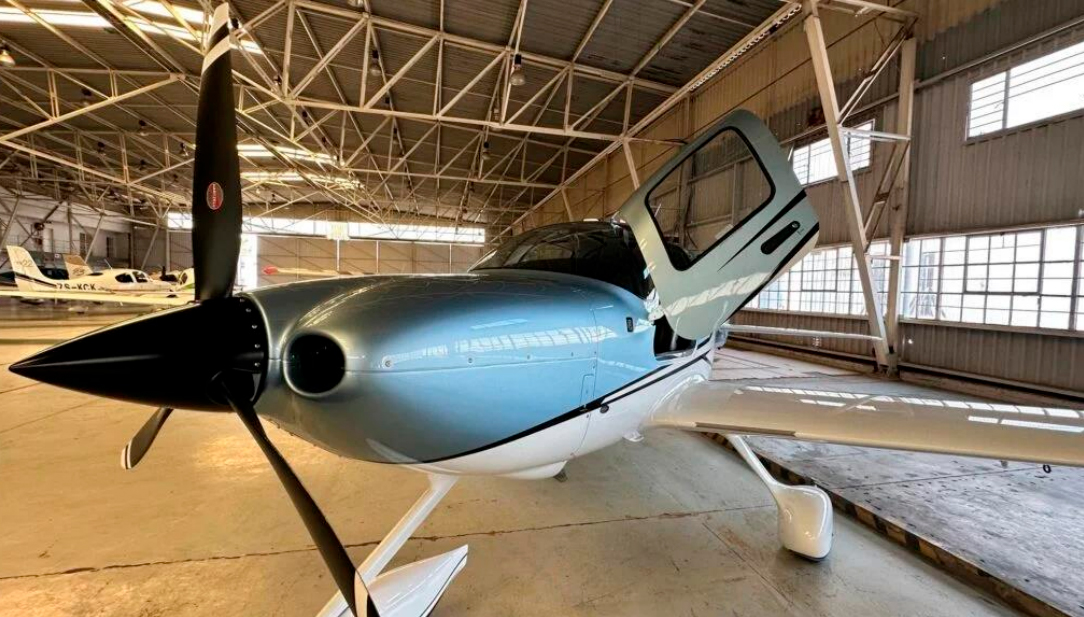 Avião Cirrus SR22 G6 GTS – Ano 2019 – 414 H.T.