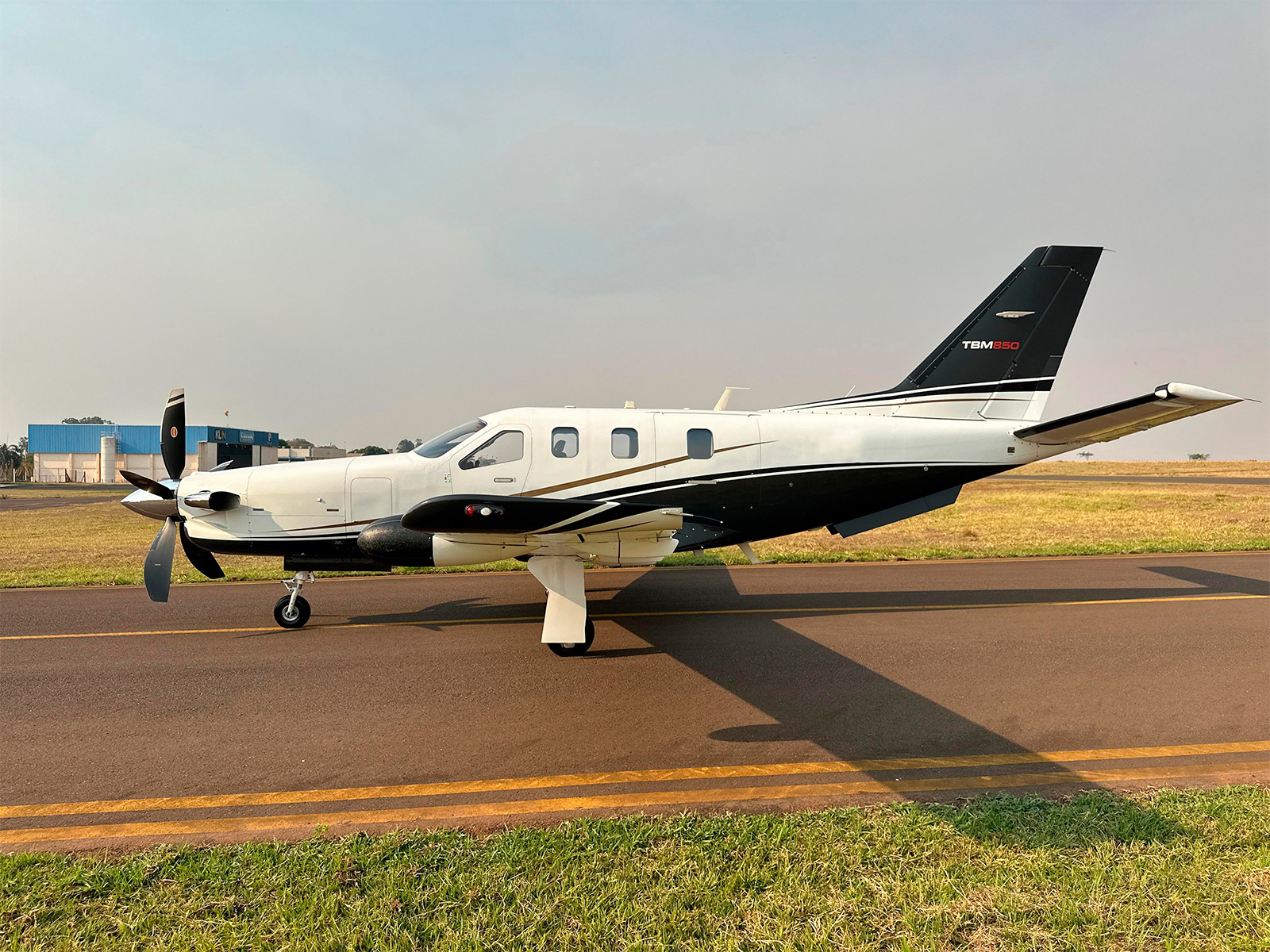 Avião Daher Socata TBM 850 – Ano 2014 – 1.450 H.T.