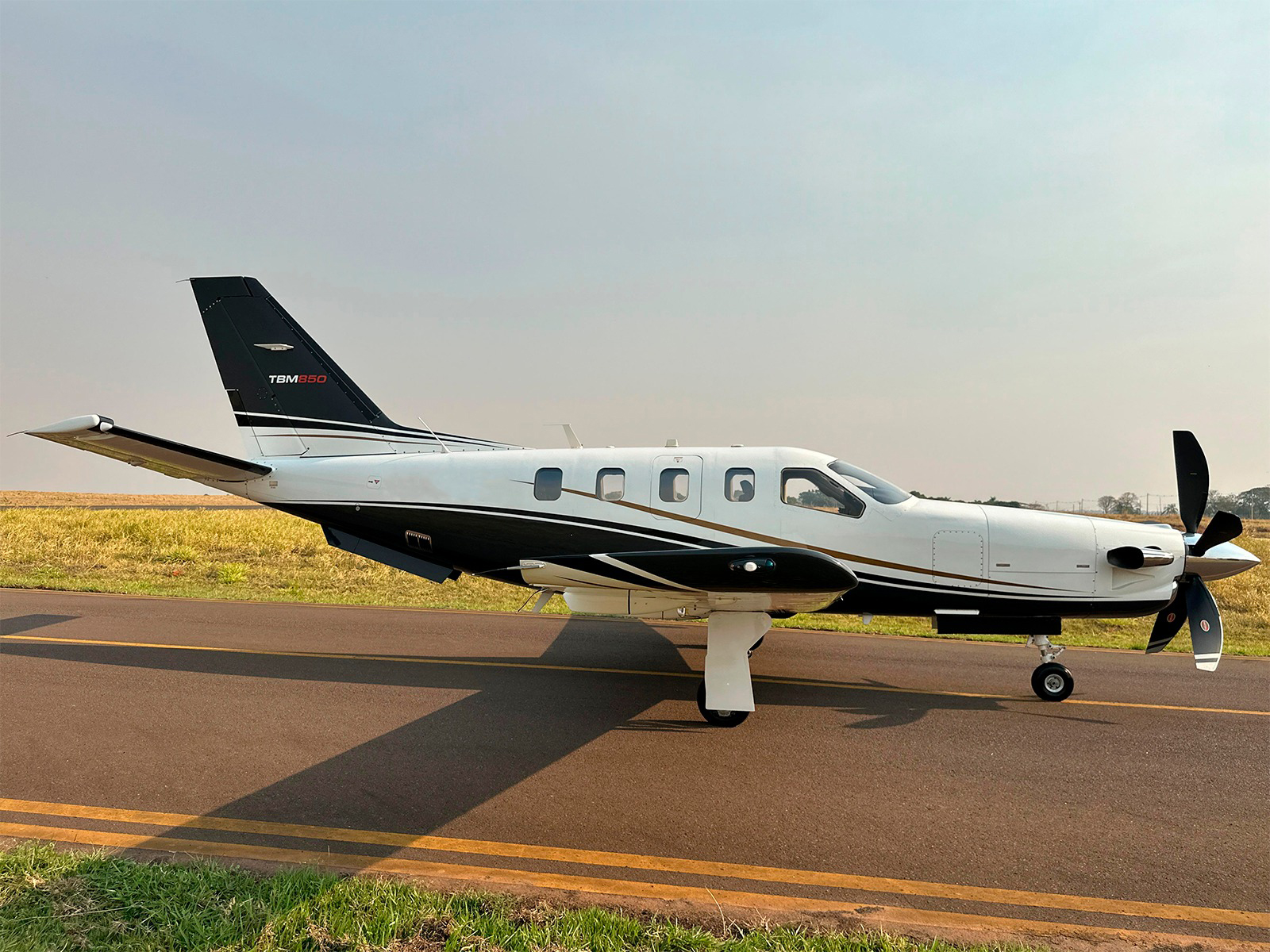 Avião Daher Socata TBM 850 – Ano 2014 – 1.450 H.T.