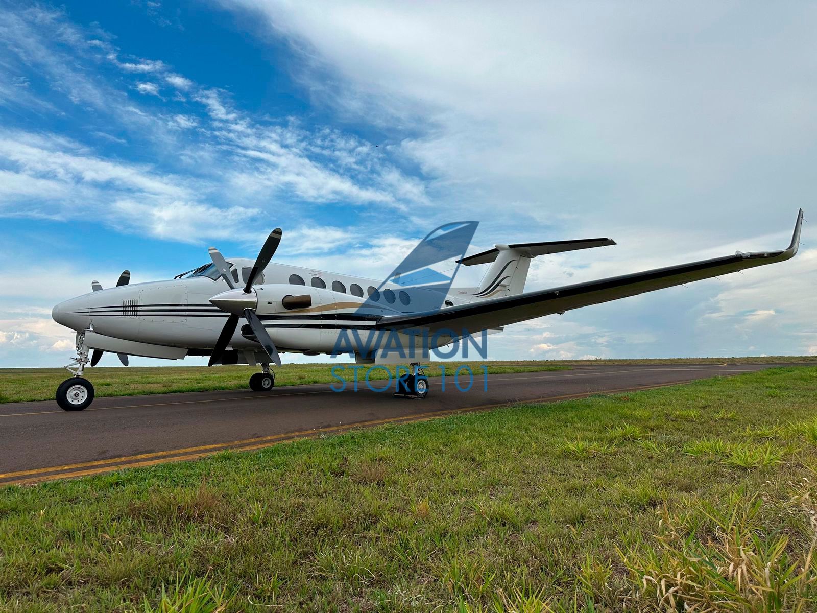 Beechcraft Super King Air 350 – Ano 2000 – 3.400 H.T.