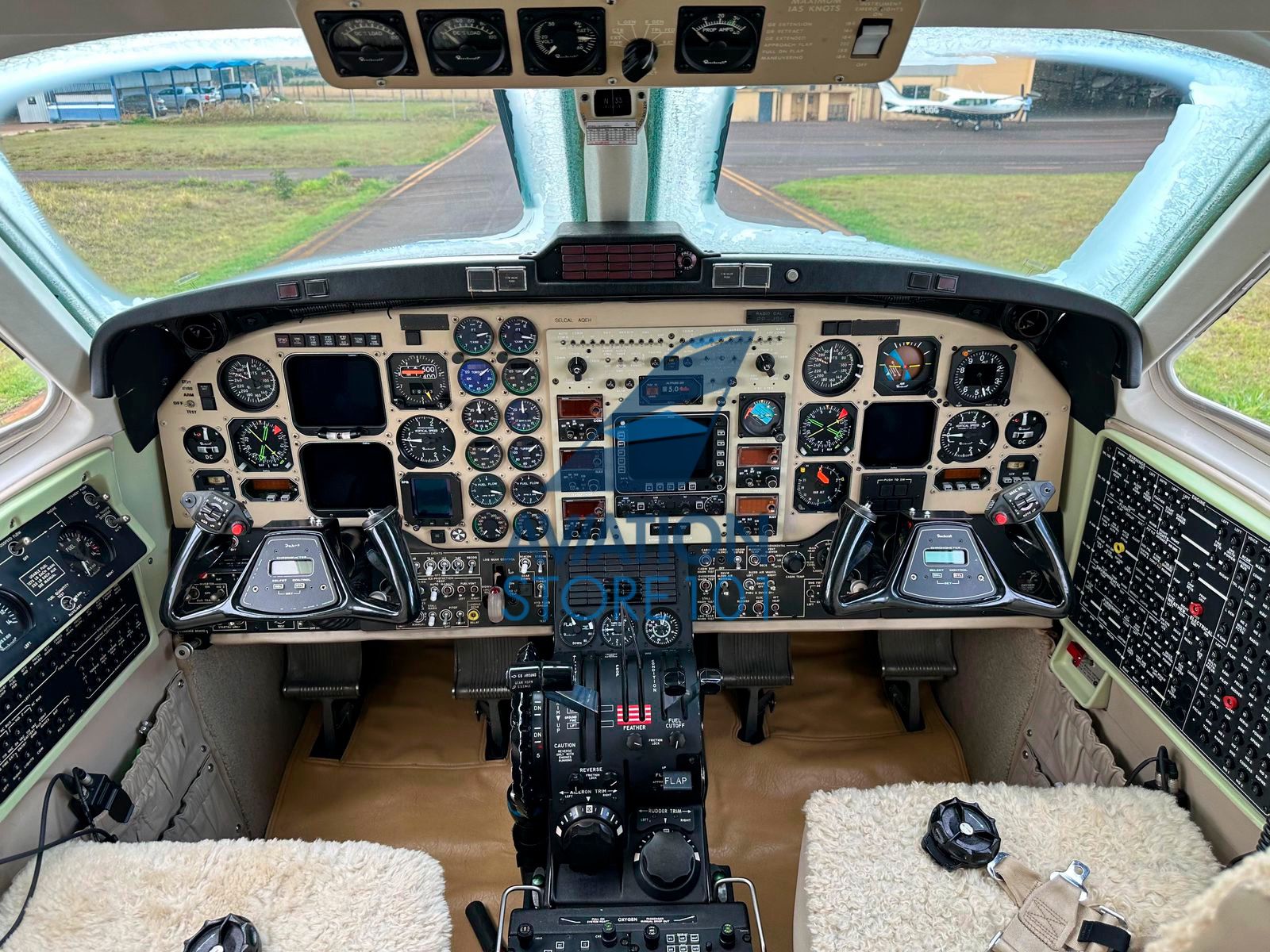 Beechcraft Super King Air 350 – Ano 2000 – 3.400 H.T.