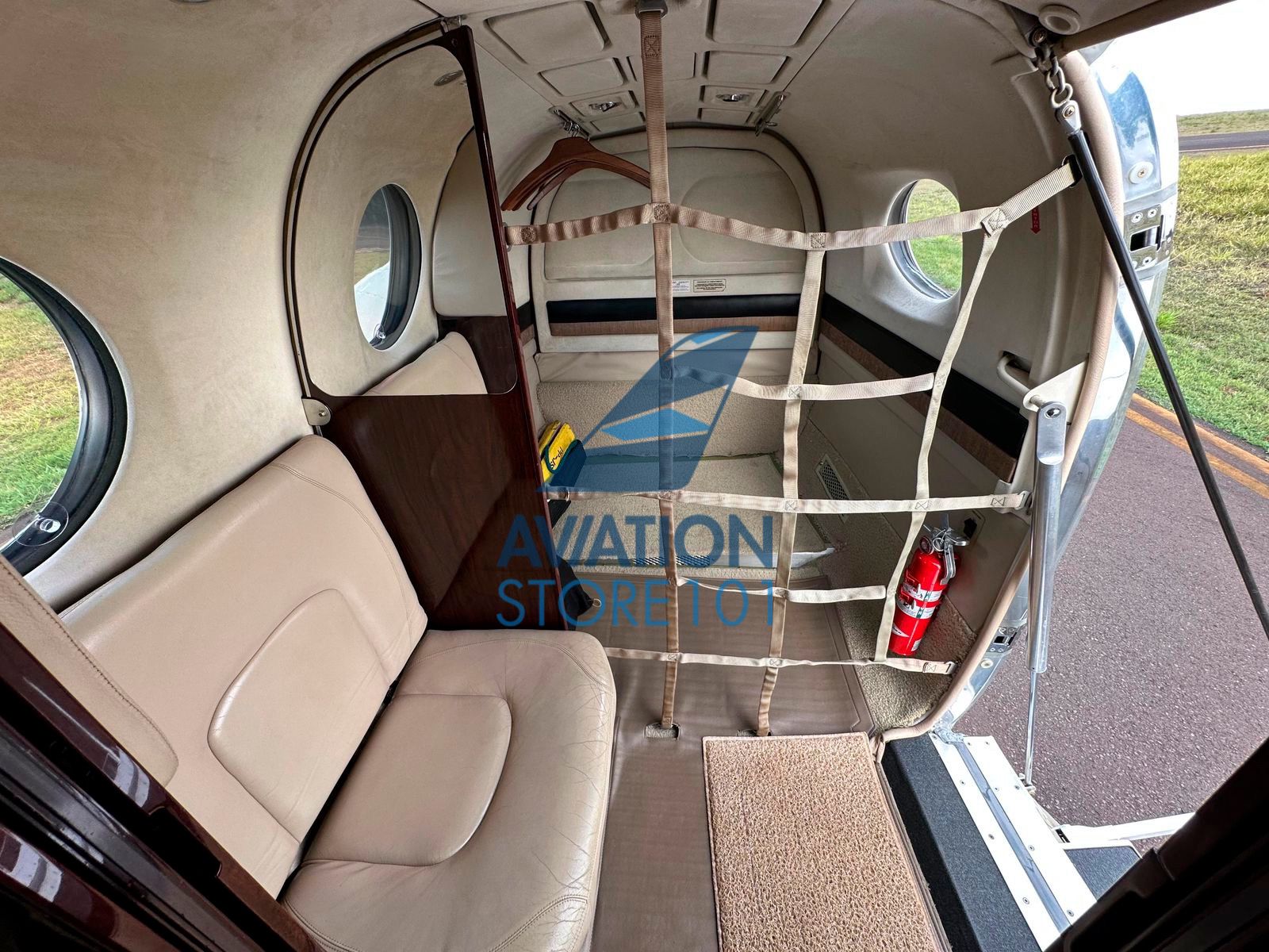 Beechcraft Super King Air 350 – Ano 2000 – 3.400 H.T.