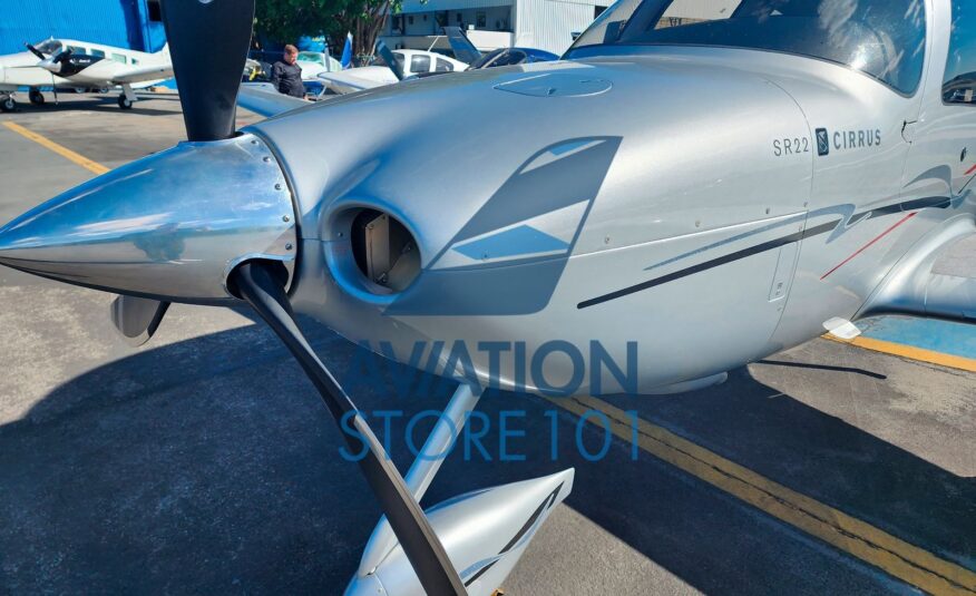 Avião Cirrus SR22 – Ano 2010 – 1.160 H.T.