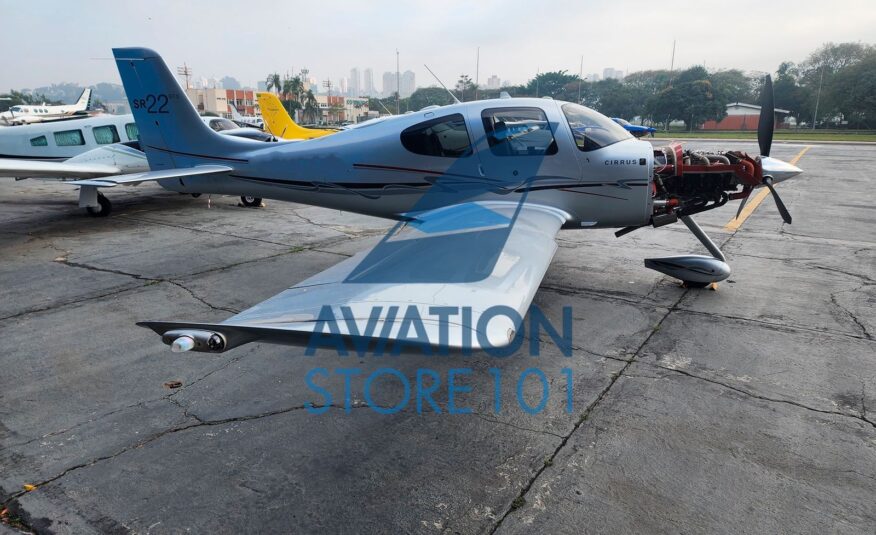 Avião Cirrus SR22 – Ano 2010 – 1.160 H.T.