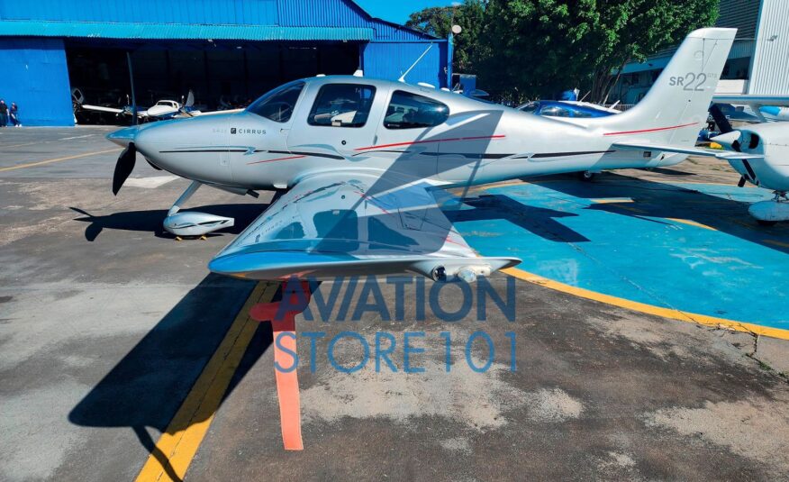 Avião Cirrus SR22 – Ano 2010 – 1.160 H.T.