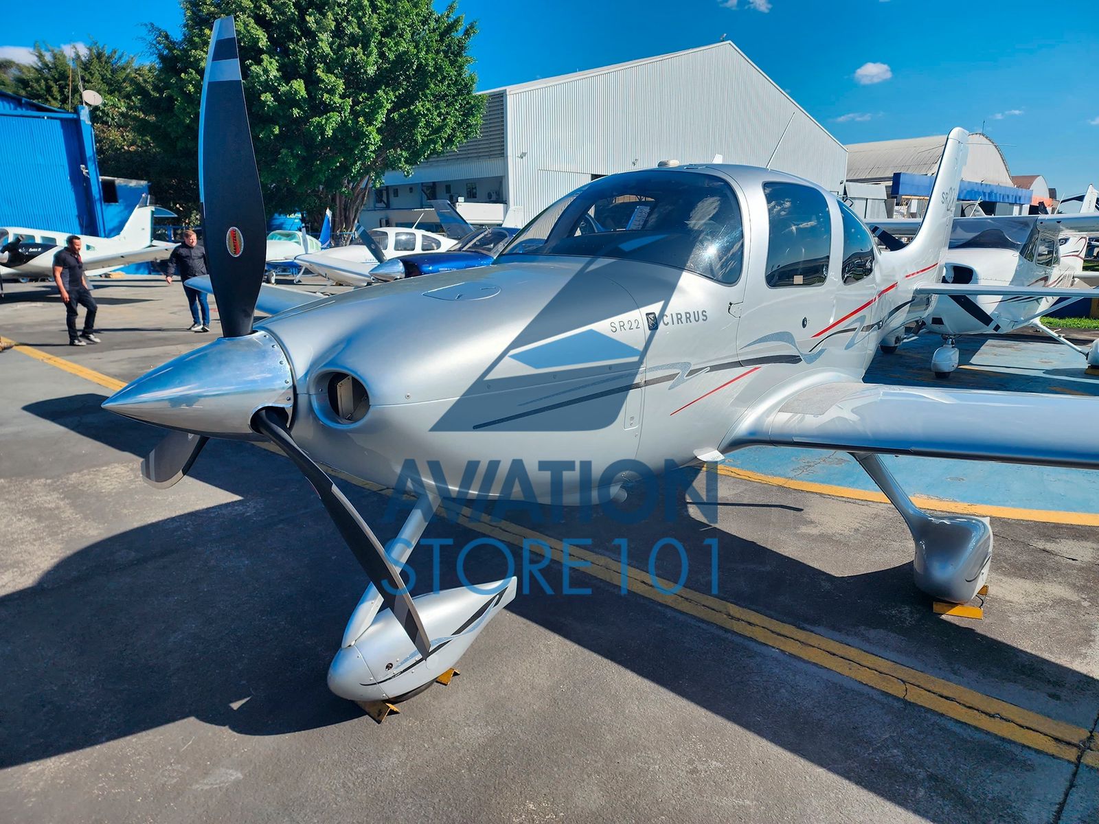 Avião Cirrus SR22 – Ano 2010 – 1.160 H.T.