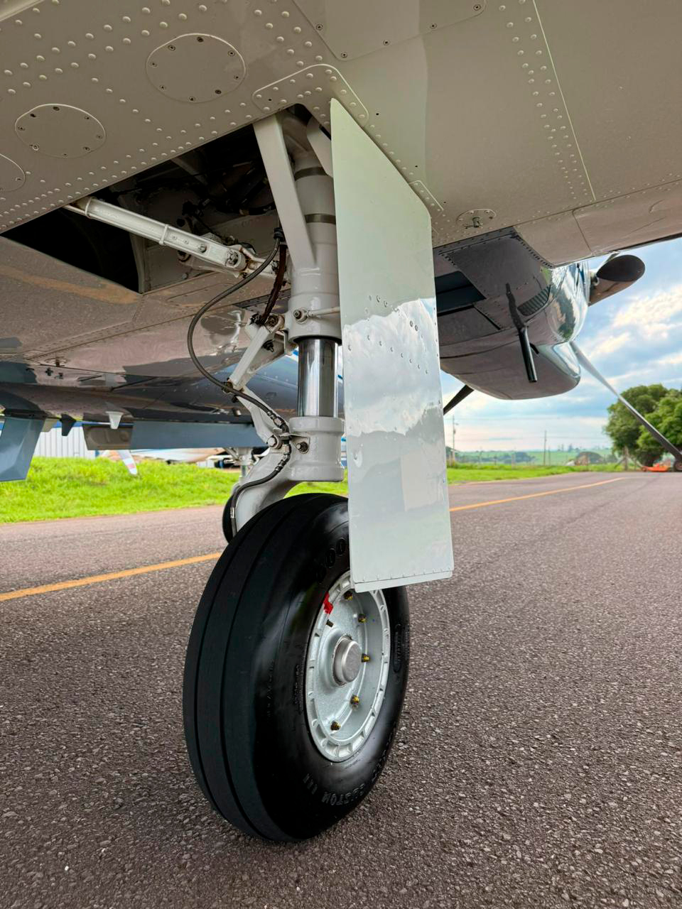 Piper Cheyenne II – Ano 1981 – 10.500 H.T.