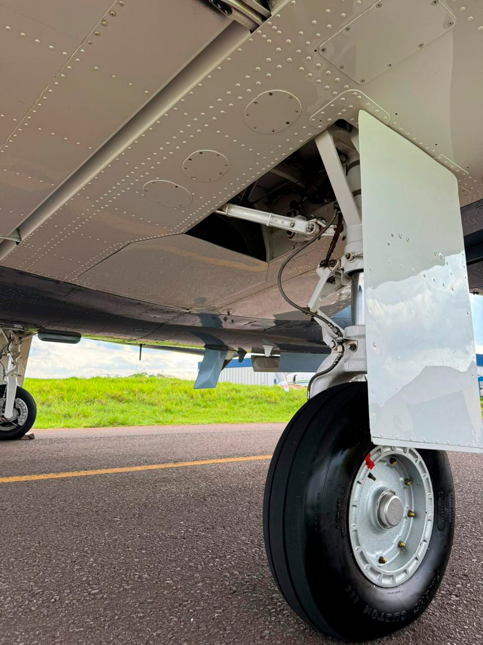 Piper Cheyenne II – Ano 1981 – 10.500 H.T.