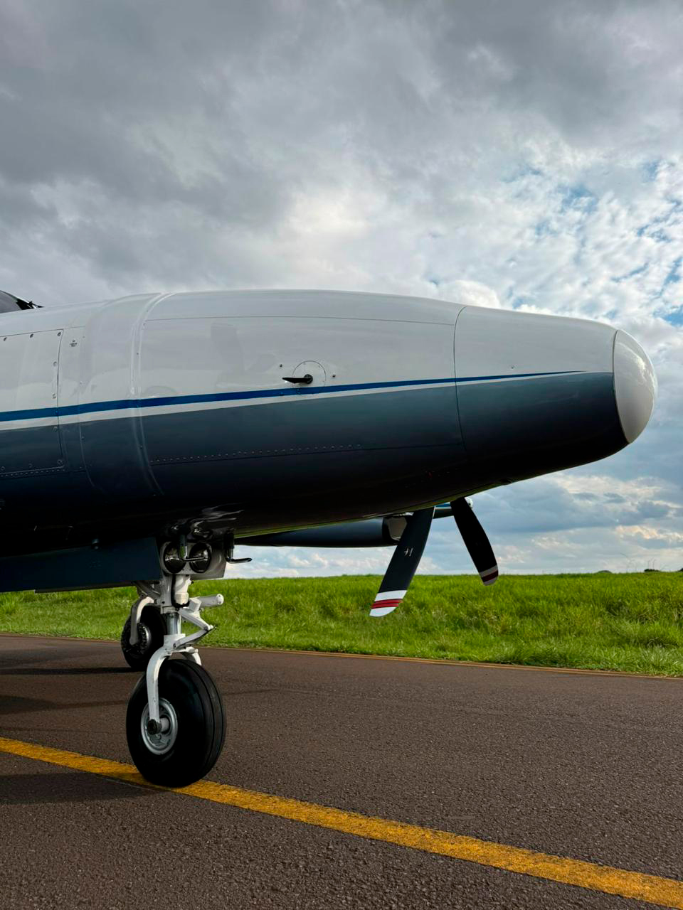 Piper Cheyenne II – Ano 1981 – 10.500 H.T.