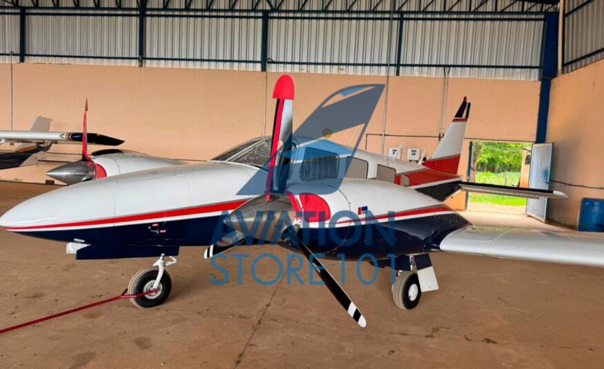 Avião Piper Seneca II PA-34-200T – Ano 1975 à Venda