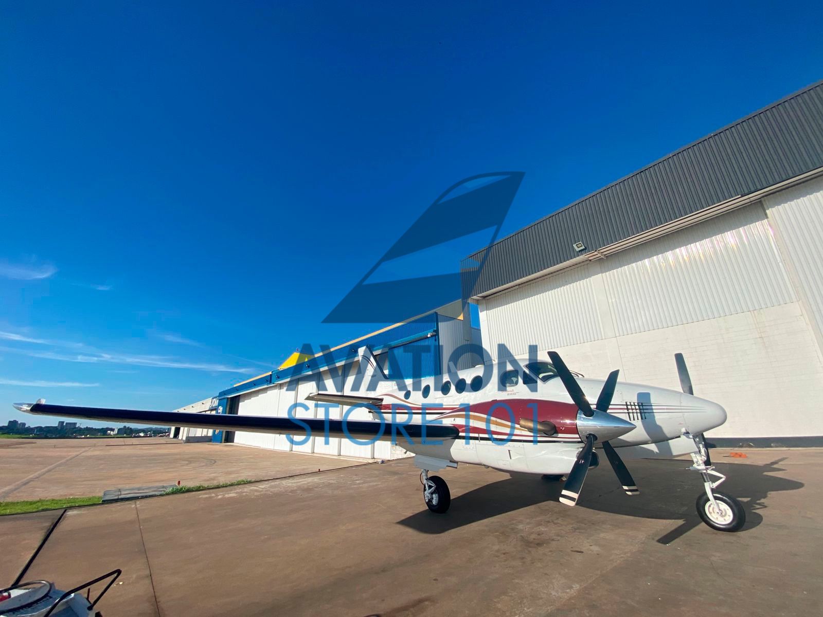 Beechcraft King Air C90B – Ano 1993 – 5.360 H.T.