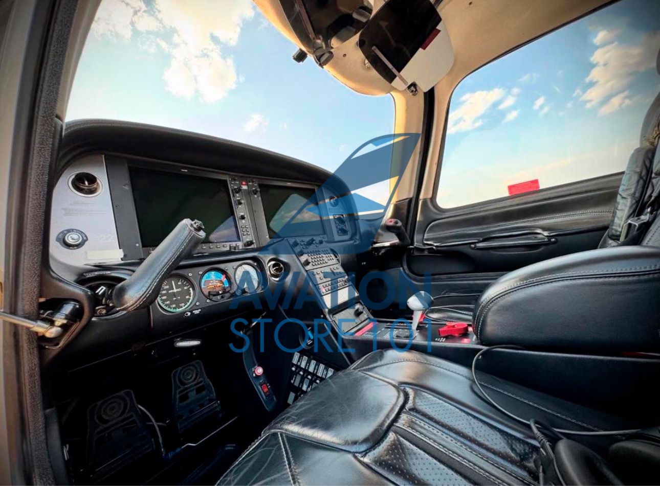 Avião Cirrus SR22 – Ano 2014 – 1.700 H.T.