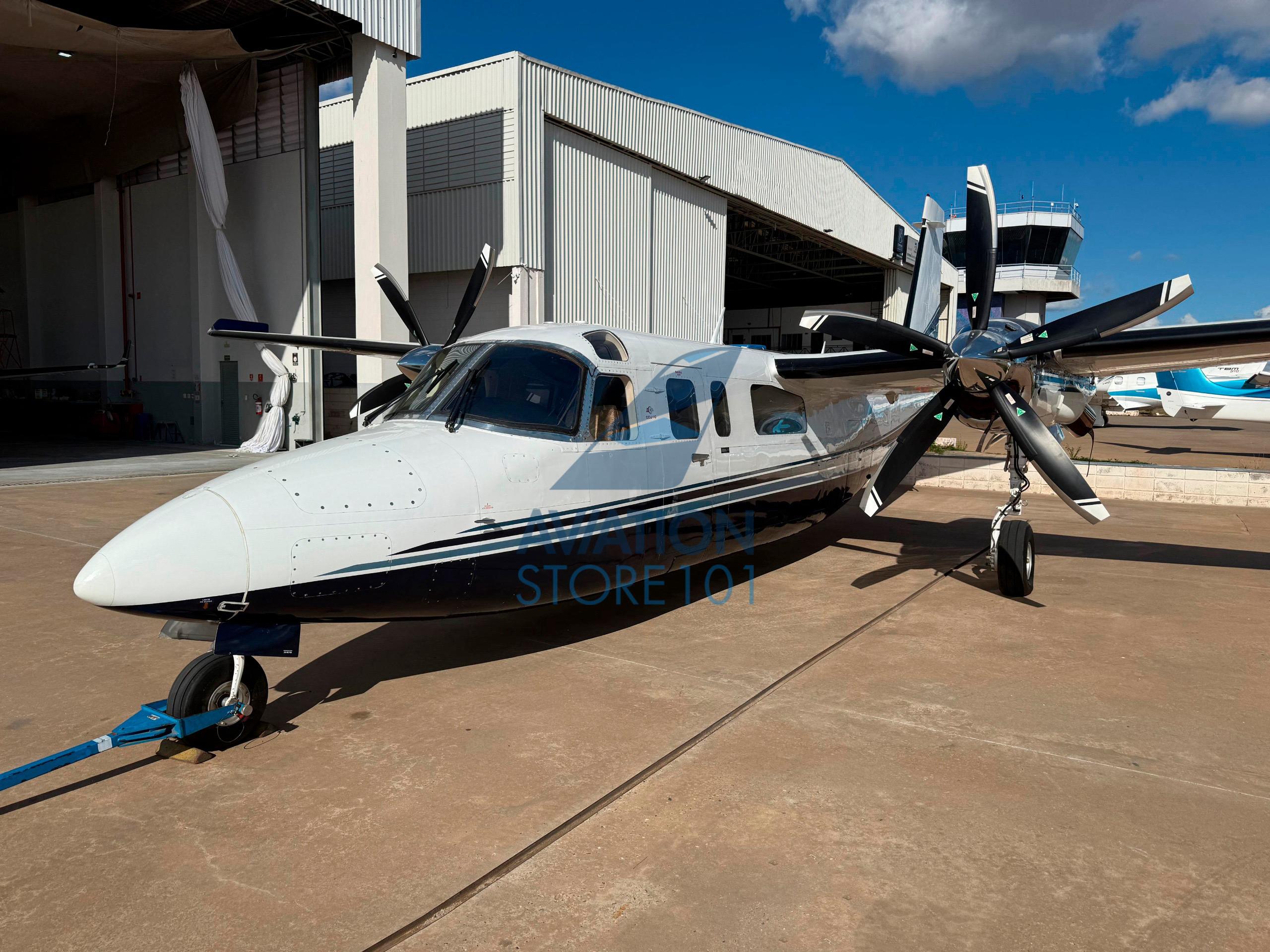 Avião Twin Commander 690A – Ano 1973 – 10.103 H.T.