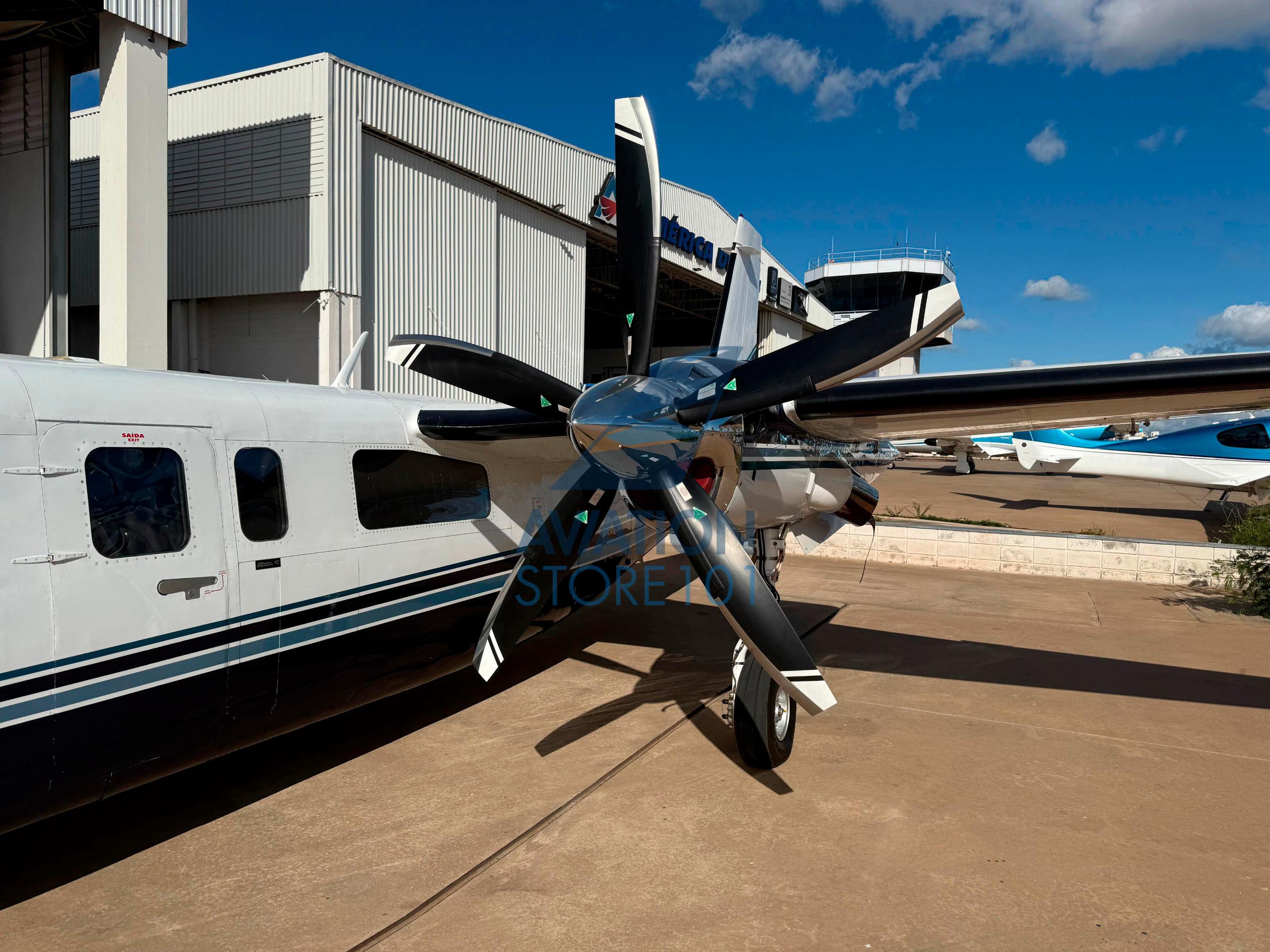 Avião Twin Commander 690A – Ano 1973 – 10.103 H.T.