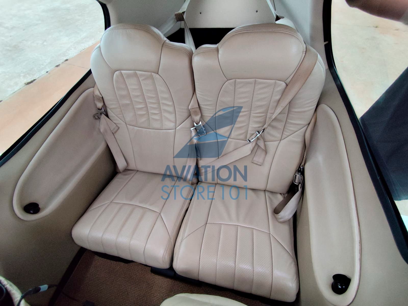 Avião Cirrus SR20 – Ano 2006 – 2.890 H.T.