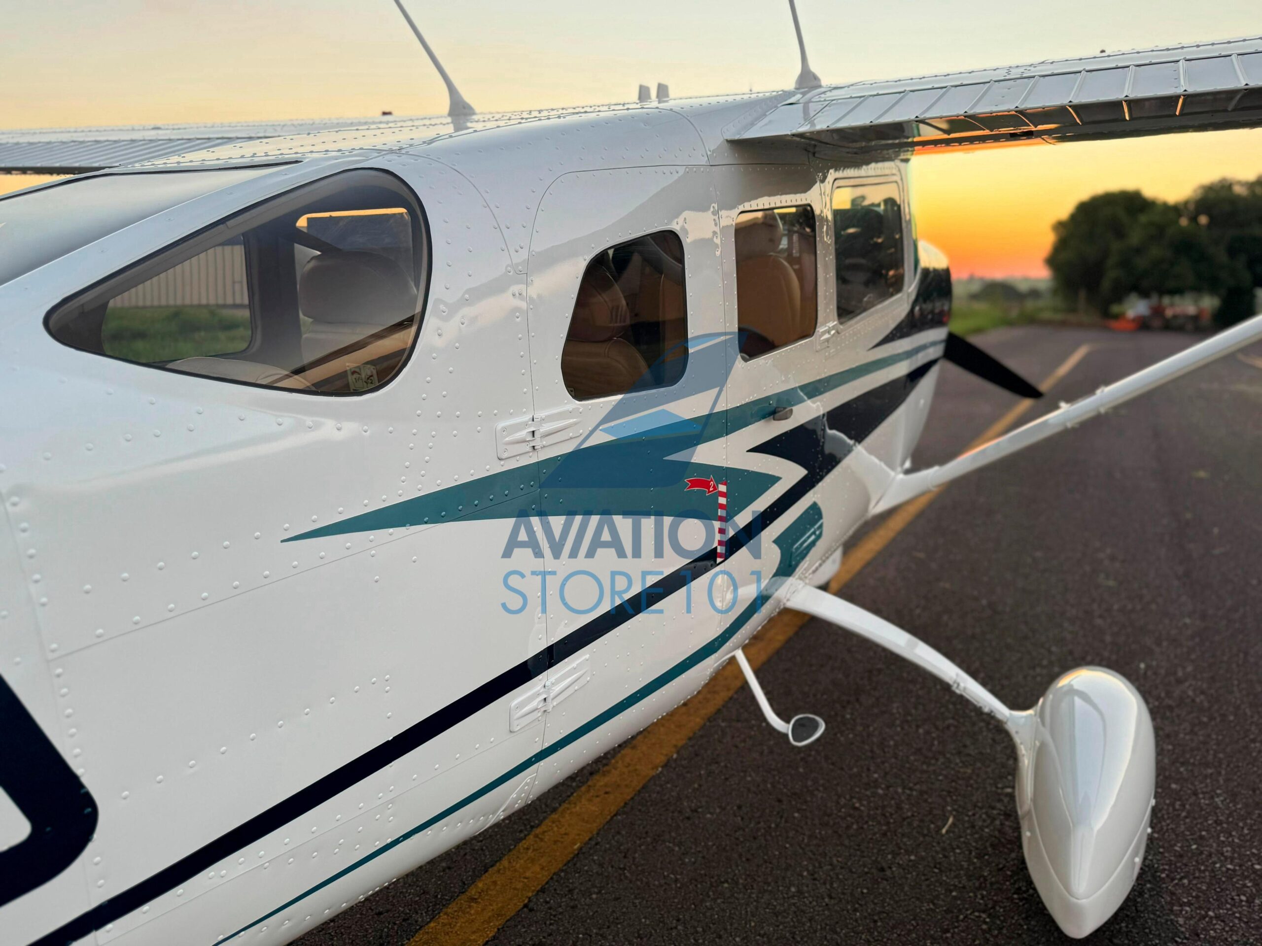 Avião Cessna 206H – Ano 2007 – 1.300 H.T.