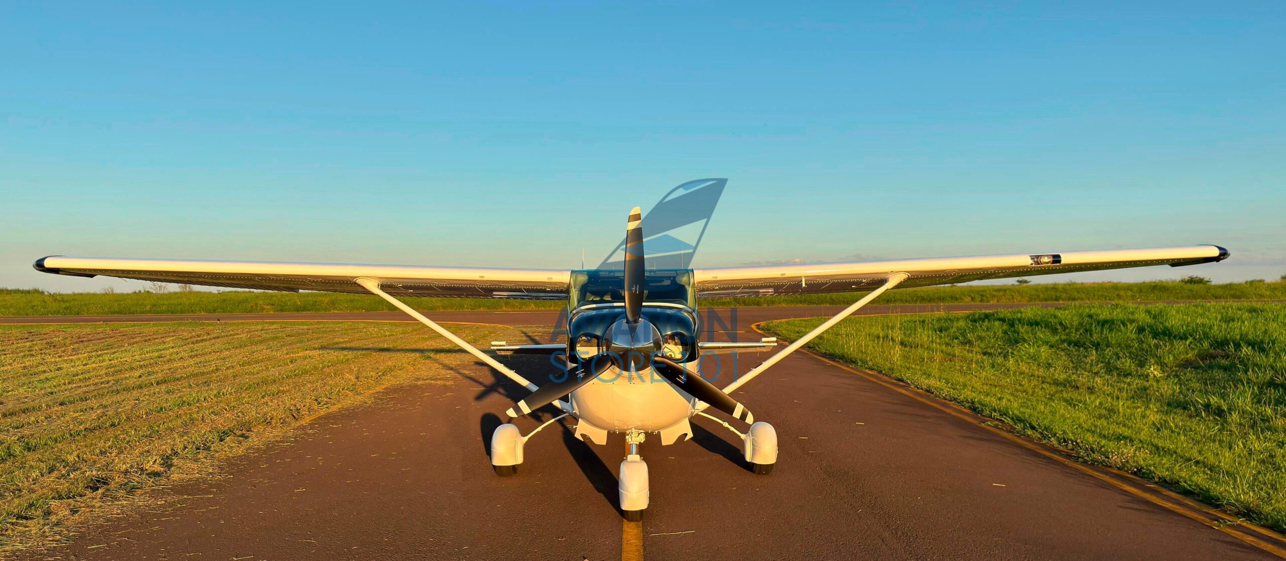 Avião Cessna 206H – Ano 2007 – 1.300 H.T.