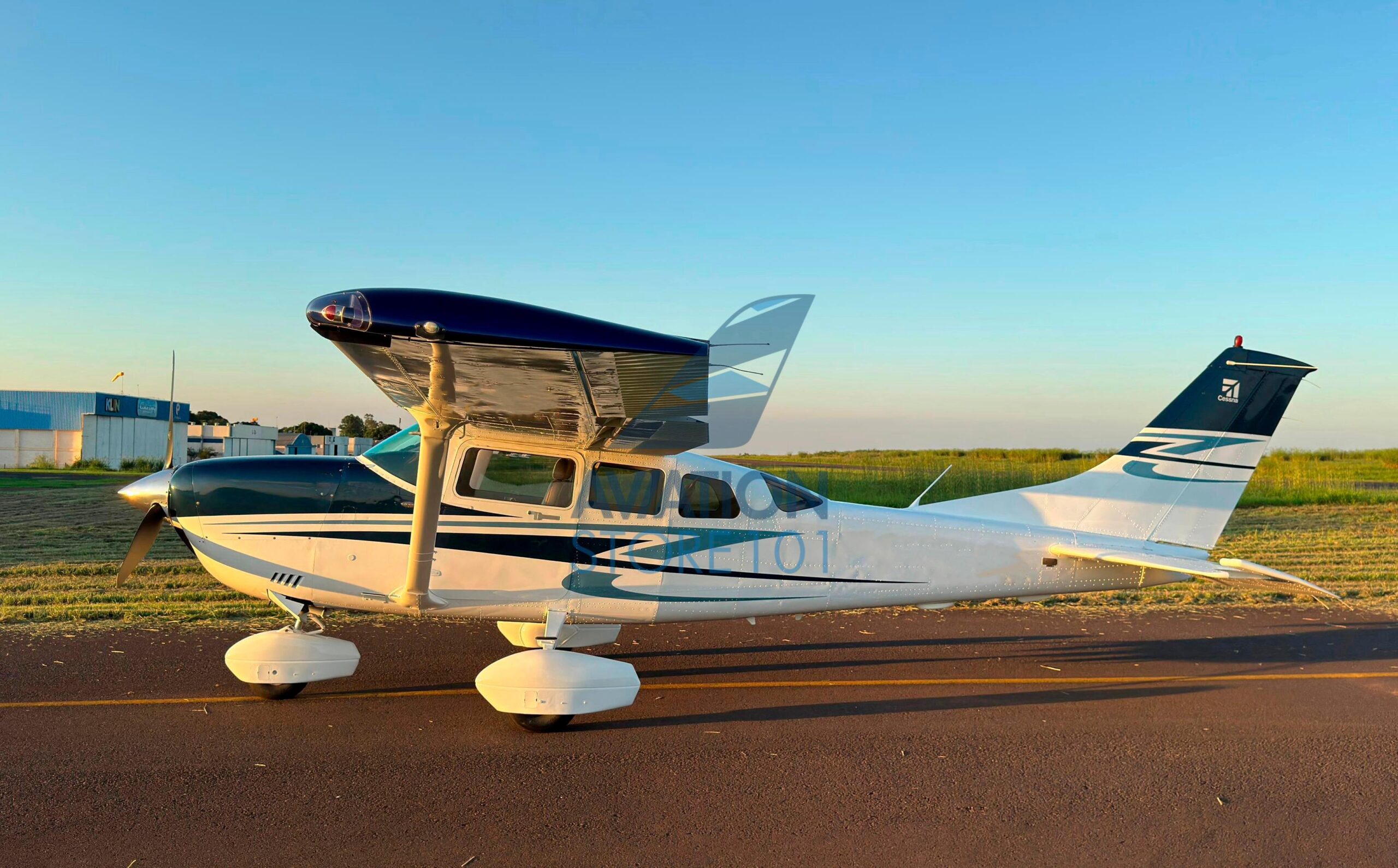 Avião Cessna 206H – Ano 2007 – 1.300 H.T.