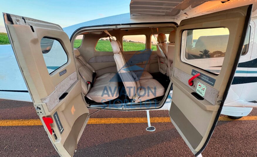 Avião Cessna 206H – Ano 2007 – 1.300 H.T.