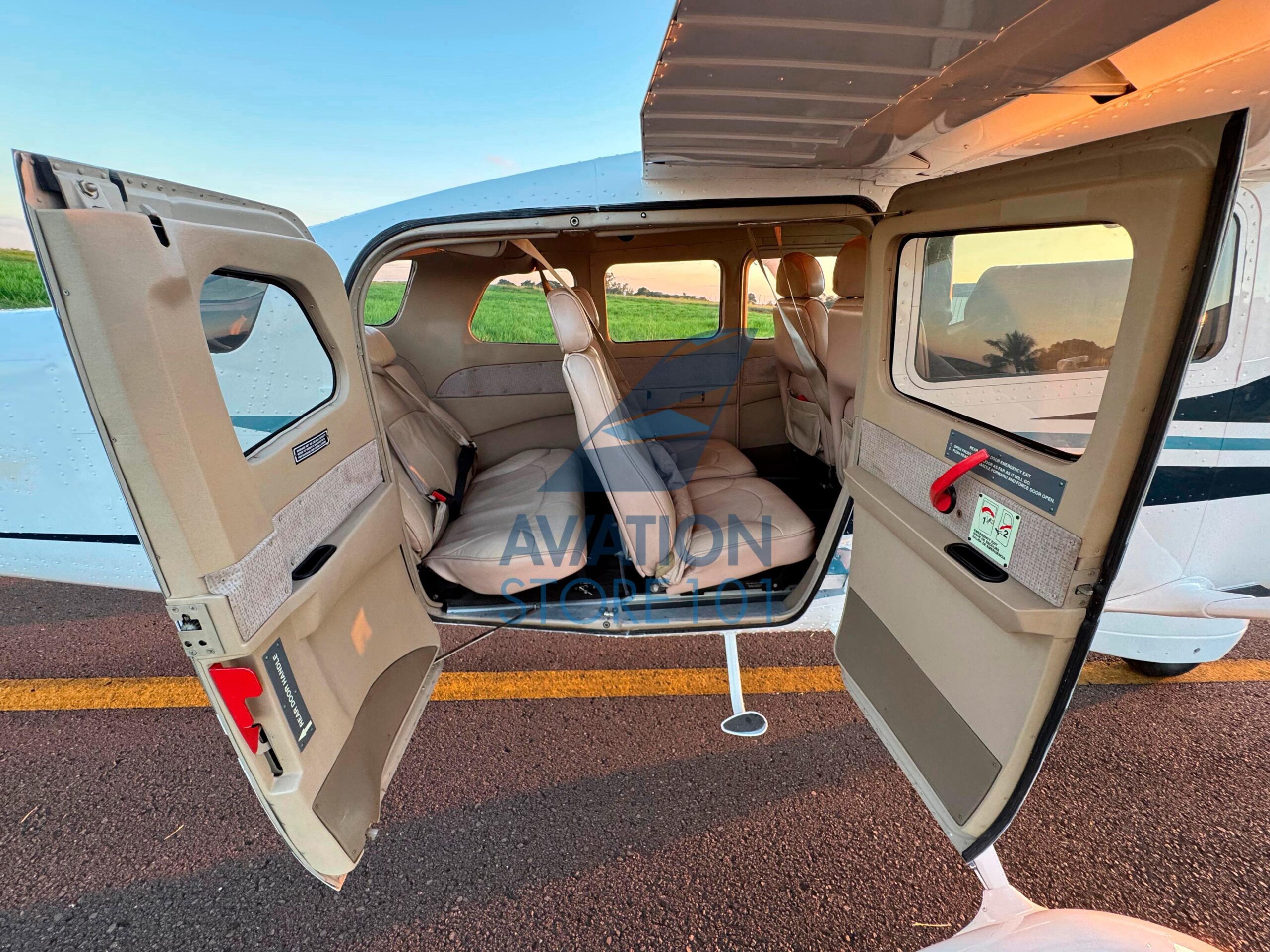 Avião Cessna 206H – Ano 2007 – 1.300 H.T.