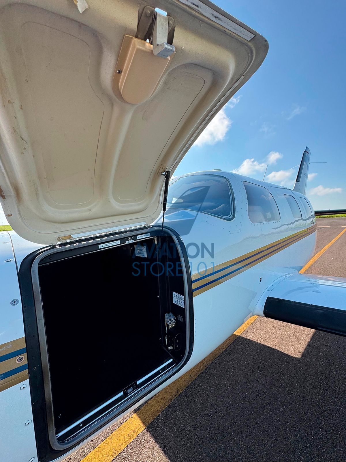 Avião Piper Jetprop DLX – Ano 1999/2015 – 2.950 H.T.