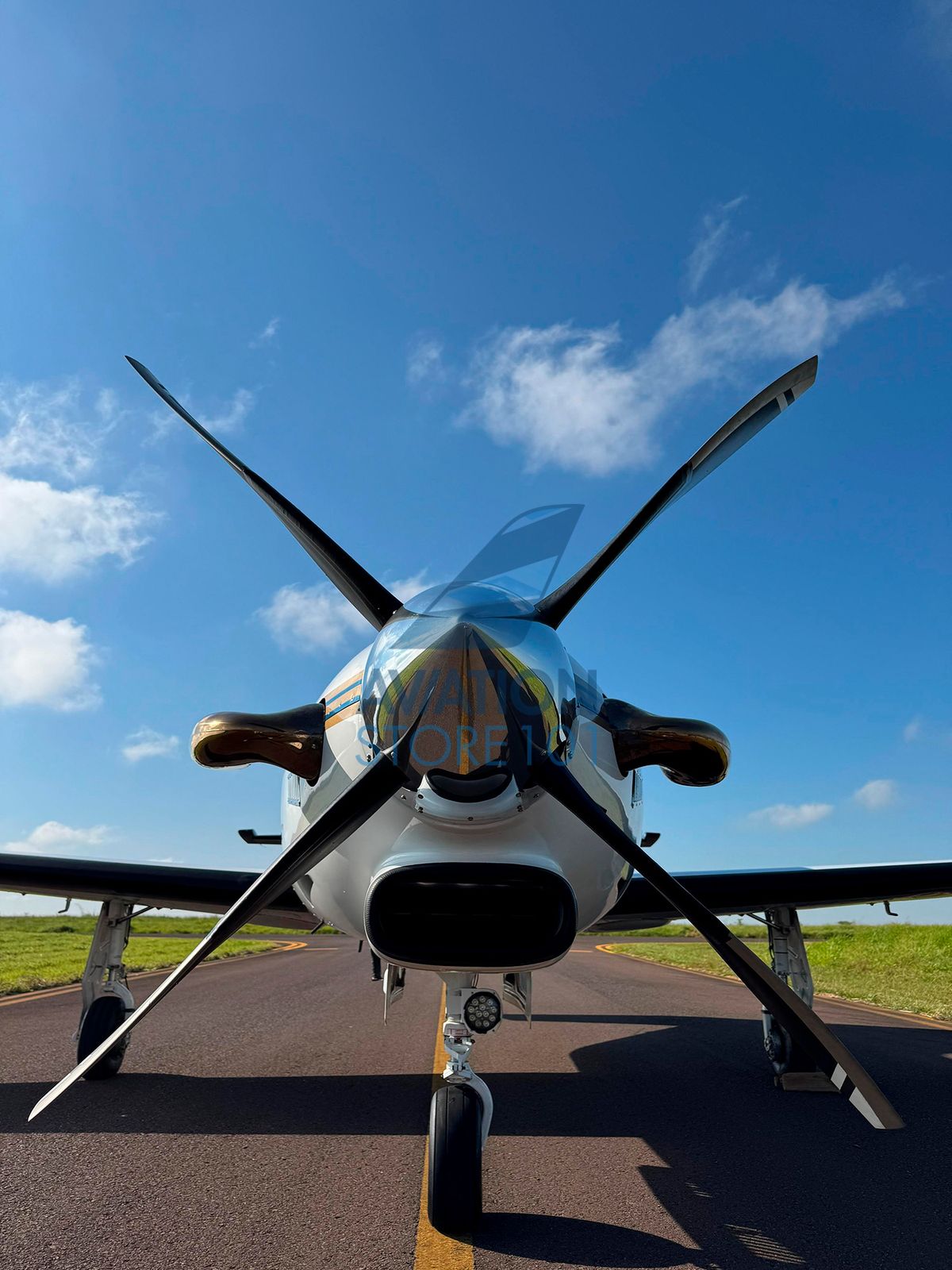 Avião Piper Jetprop DLX – Ano 1999/2015 – 2.950 H.T.