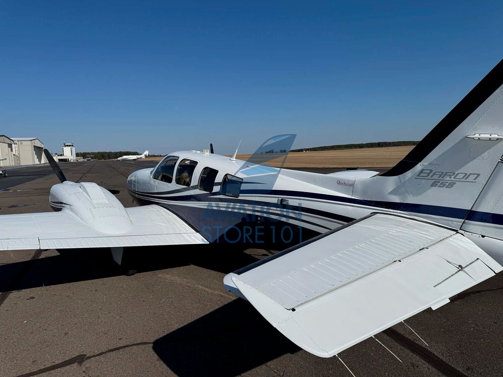 Beechcraft Baron G58 – Ano 2016 – 1.090 H.T.