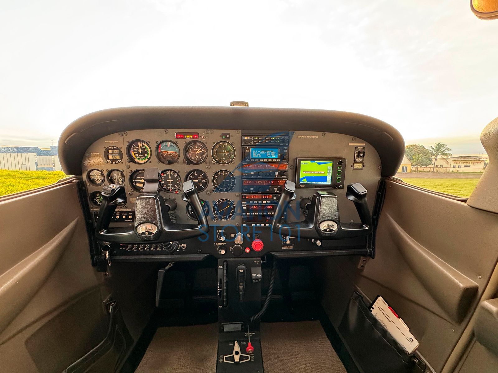 Avião Cessna 172R Skyhawk- Ano 2002 – 1.480 H.T.