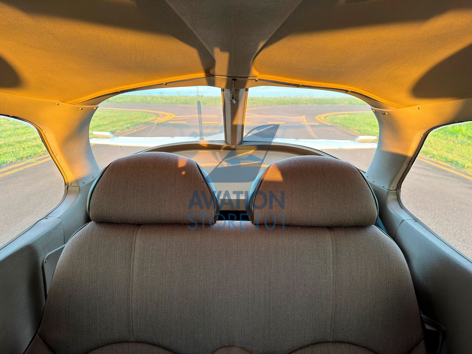 Avião Cessna 172R Skyhawk- Ano 2002 – 1.480 H.T.