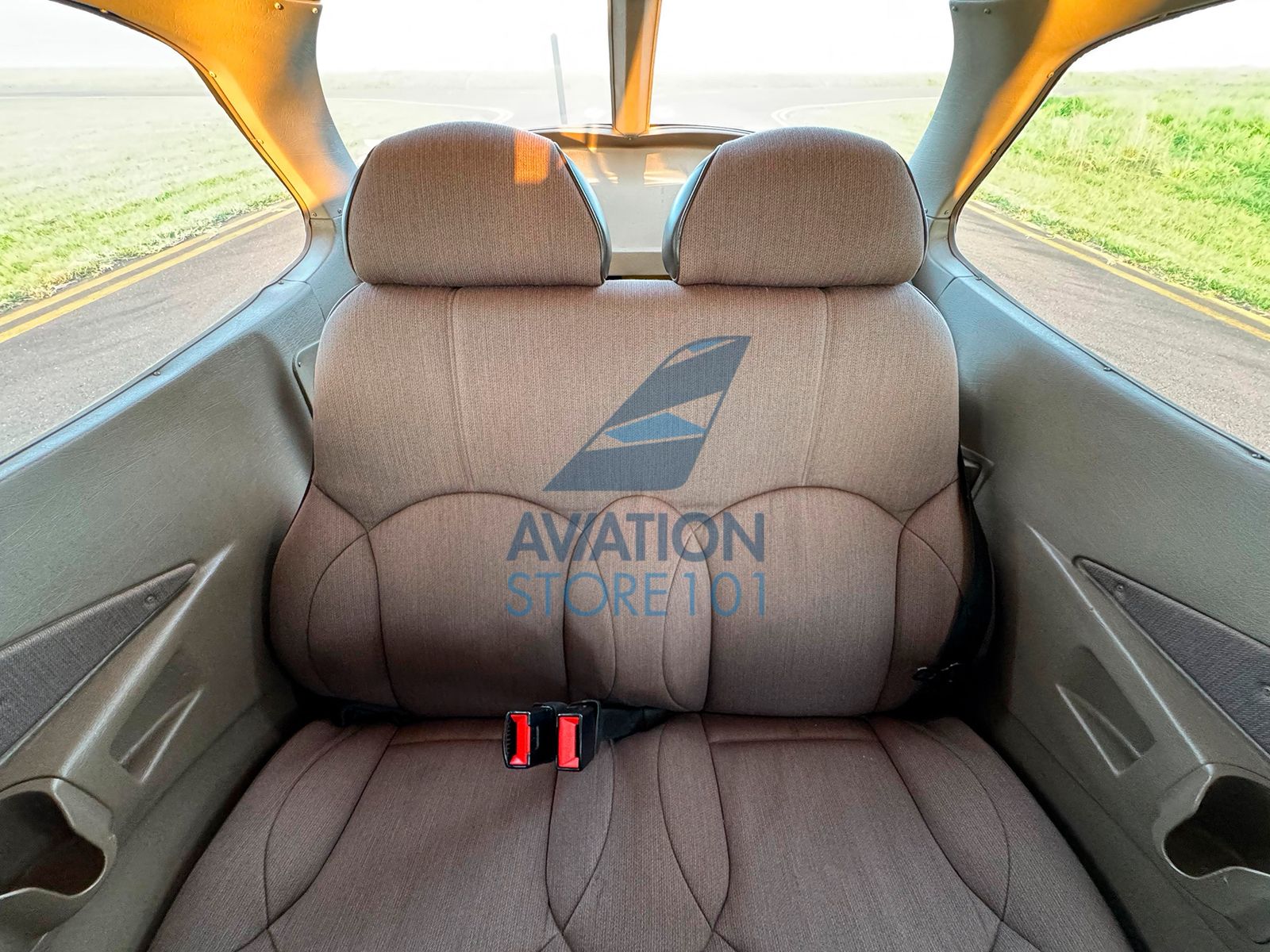 Avião Cessna 172R Skyhawk- Ano 2002 – 1.480 H.T.