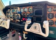 Avião Beechcraft Baron 58 – Ano 1983 – 1.250 H.T.