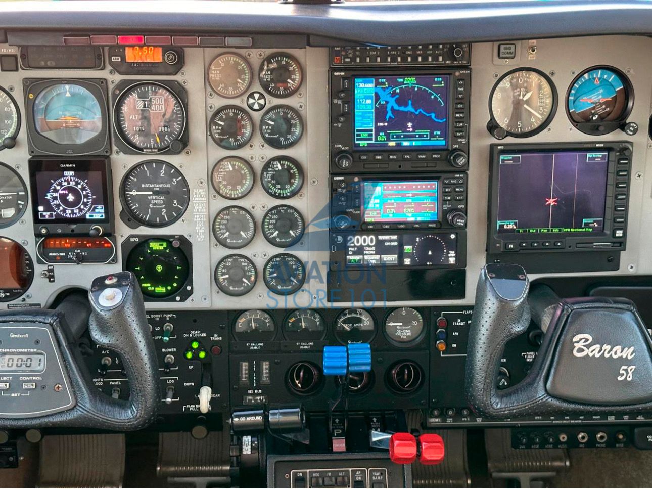 Avião Beechcraft Baron 58 – Ano 1998 – 2.400 H.T.