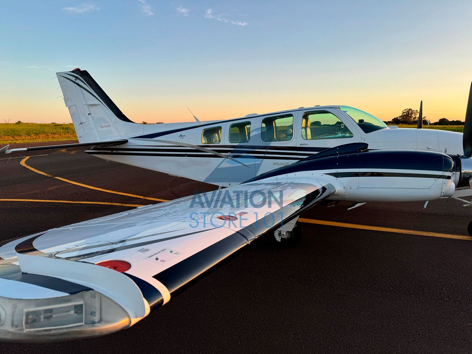 Avião Beechcraft Baron 58 – Ano 1998 – 2.400 H.T.