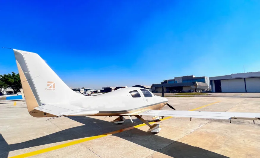Avião Cessna 350 Corvalis à venda